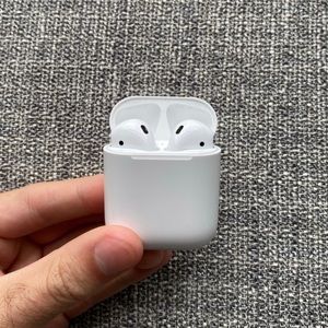 Apple AirPods